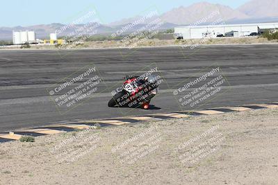 media/Jan-16-2026-CVMA Friday Practice (Fri) [[6f2bf47531]]/4-Racer 3-NRS/Session 3 (Bowl)/